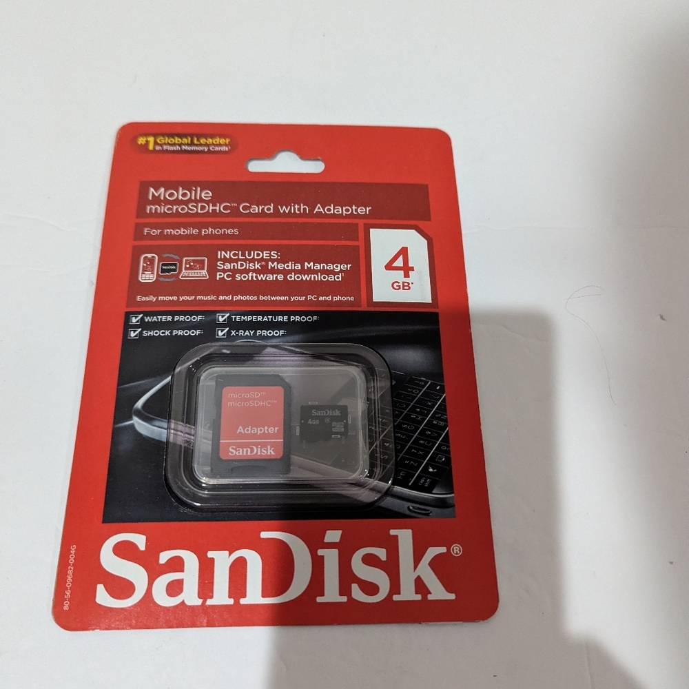 NEW SanDisk 4GB microSDHC Card with Adapter